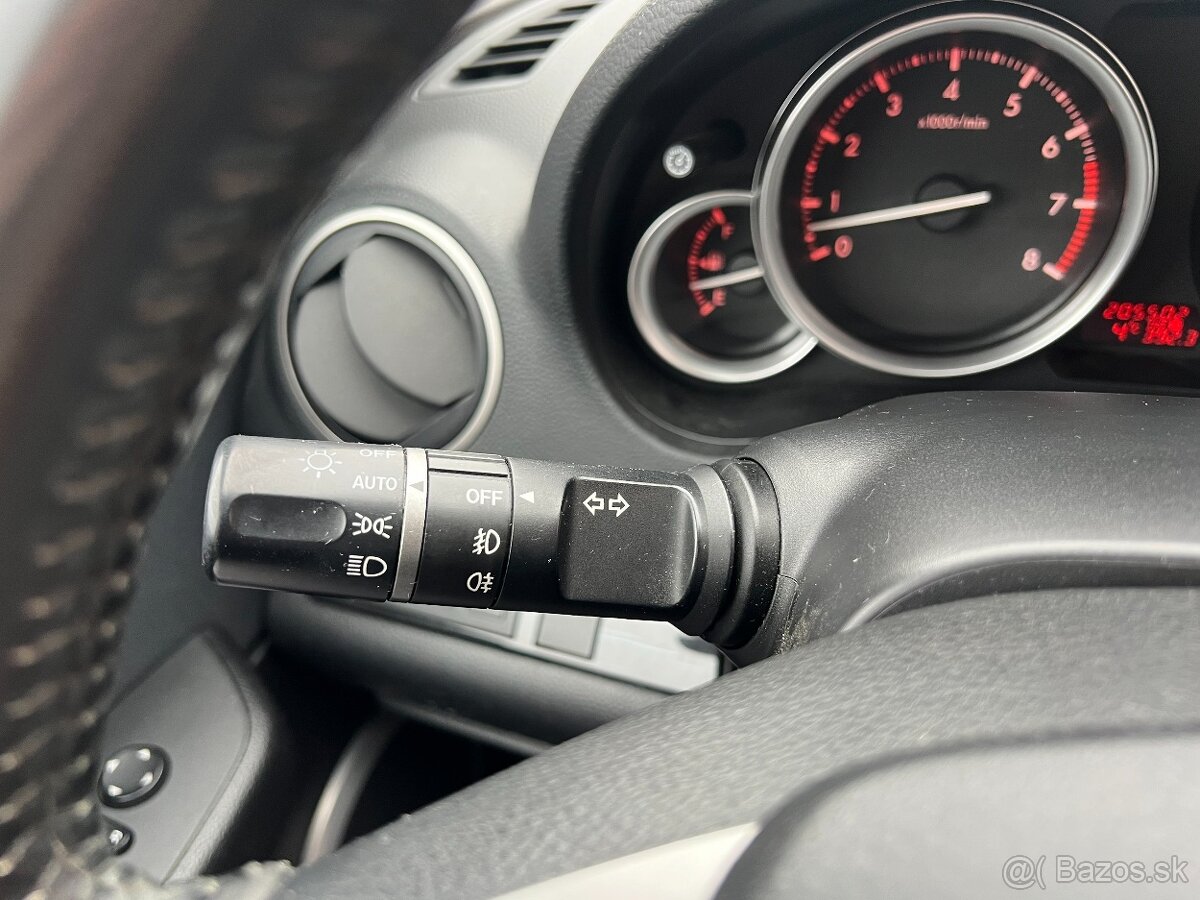Mazda 6 GH Combi 2.0 MZR Benzín, Komplet história - 18