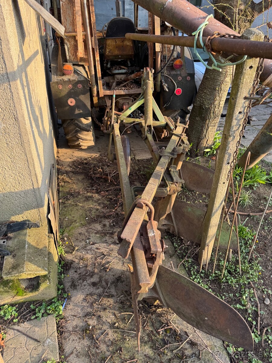 Troják pluh trojhlavý - 18