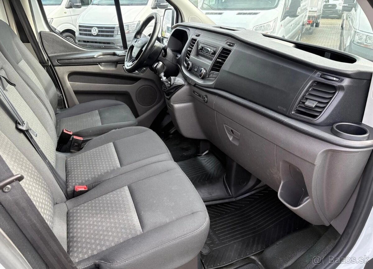 Ford Transit Custom L2H2 2.0TdCi/170koni - 2020 - 18