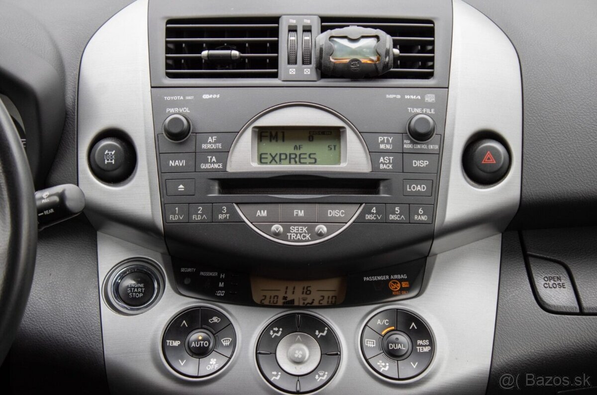 Toyota RAV4 2.2 D-4D - 18