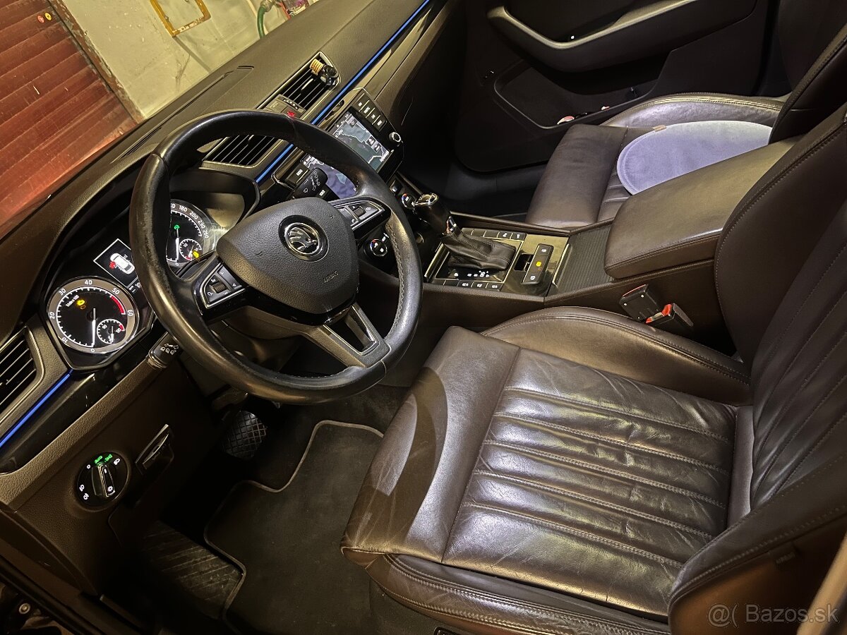 Skoda superb III. L&K 2.0 TDi 140kw 2016 panorama - 18