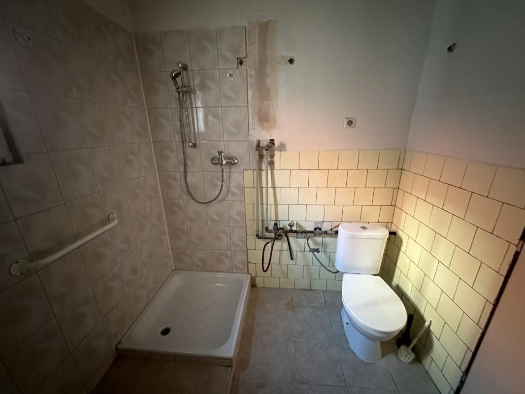 Ponúkame na predaj starší bungalov v Brusne - 18