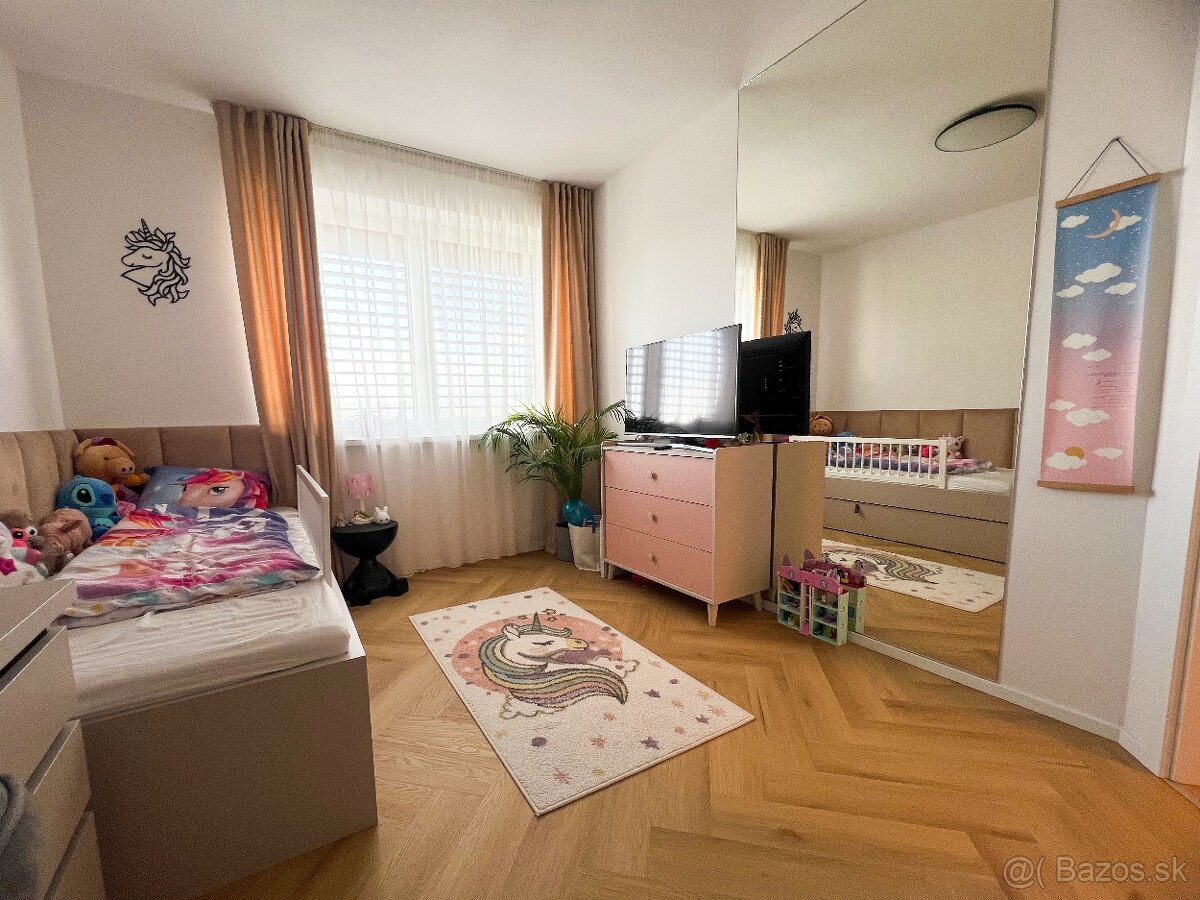 EXKLUZÍVNY 3i byt s terasou 44m,garážové a vonkajšie státie - 18