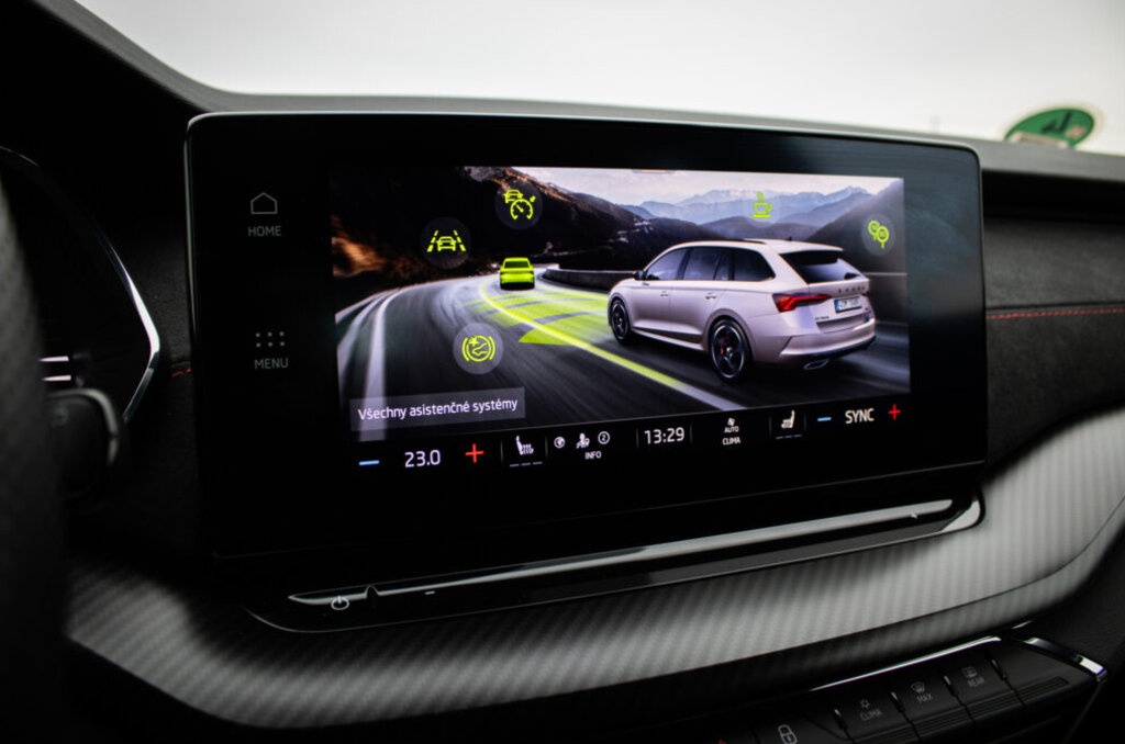 Škoda Octavia Combi RS 2.0 TDI - 18