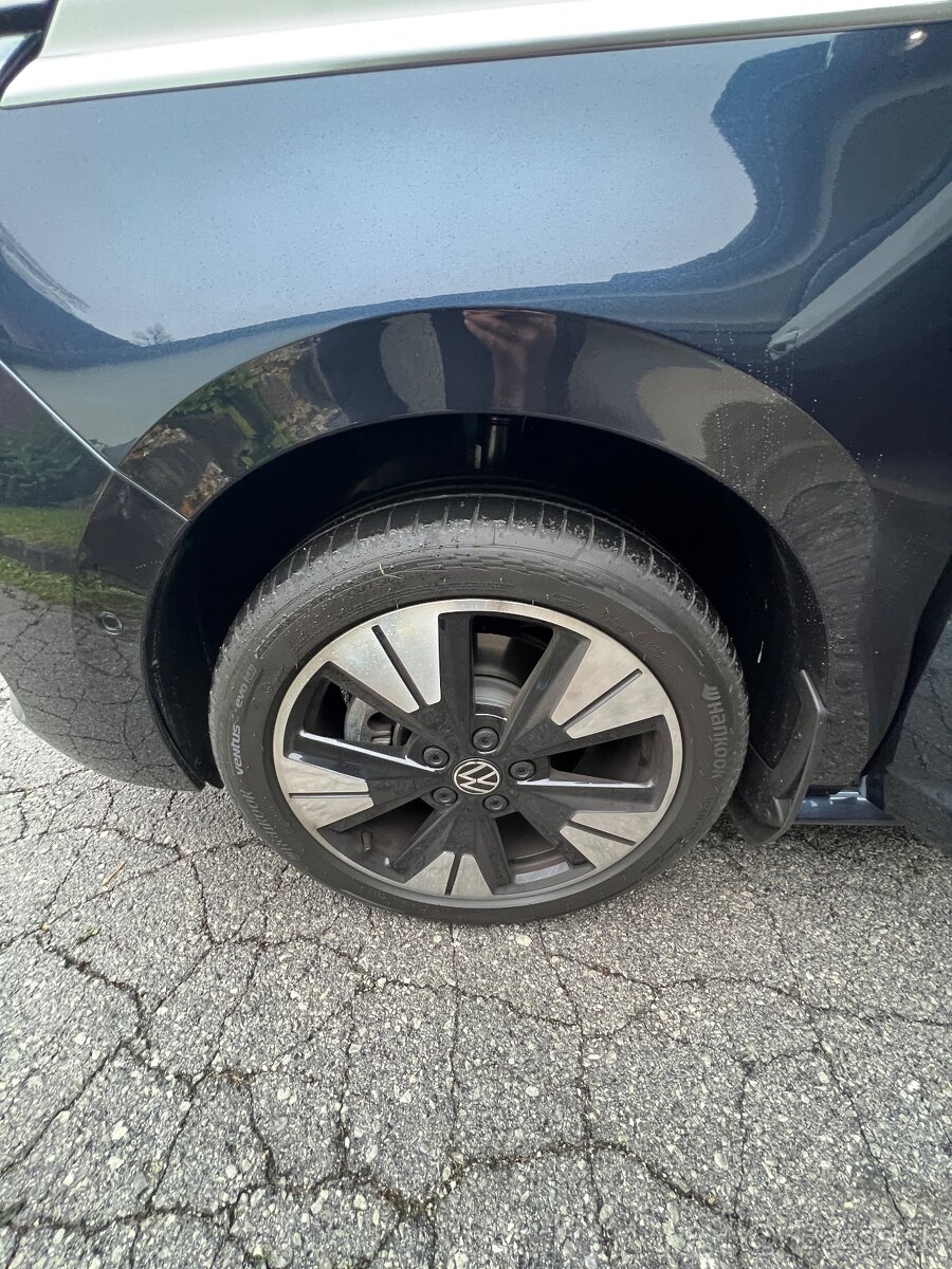 VOLKSWAGEN T7 Multivan Style Long 2,0tsi - 18