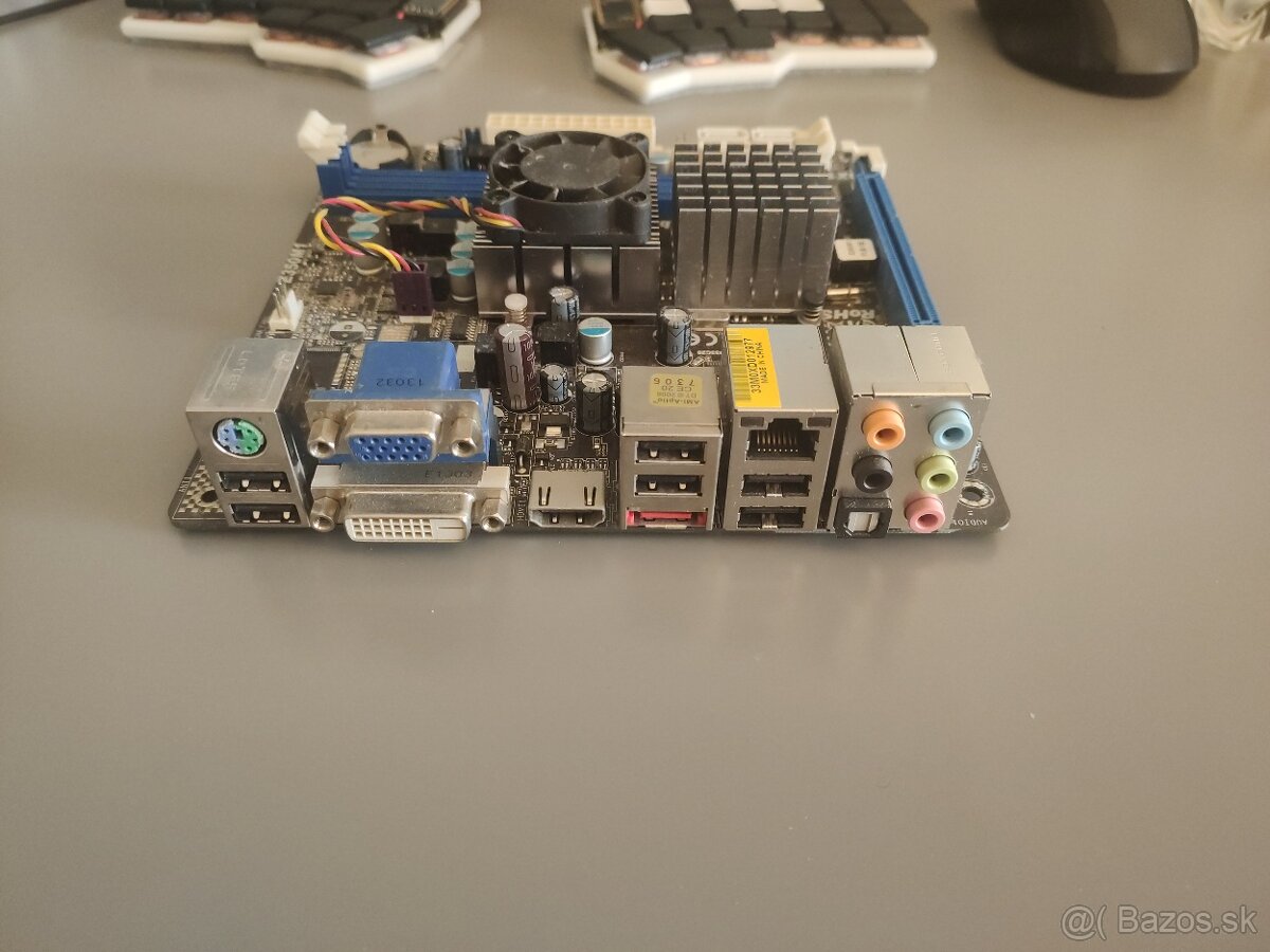 Motherboards vhodne pre networking - 18