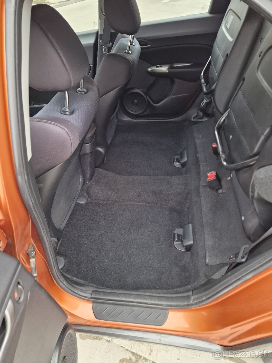 Honda Civic 5D SPORT 1.8 I-VTEC BENZÍN
I-Vtec - 18