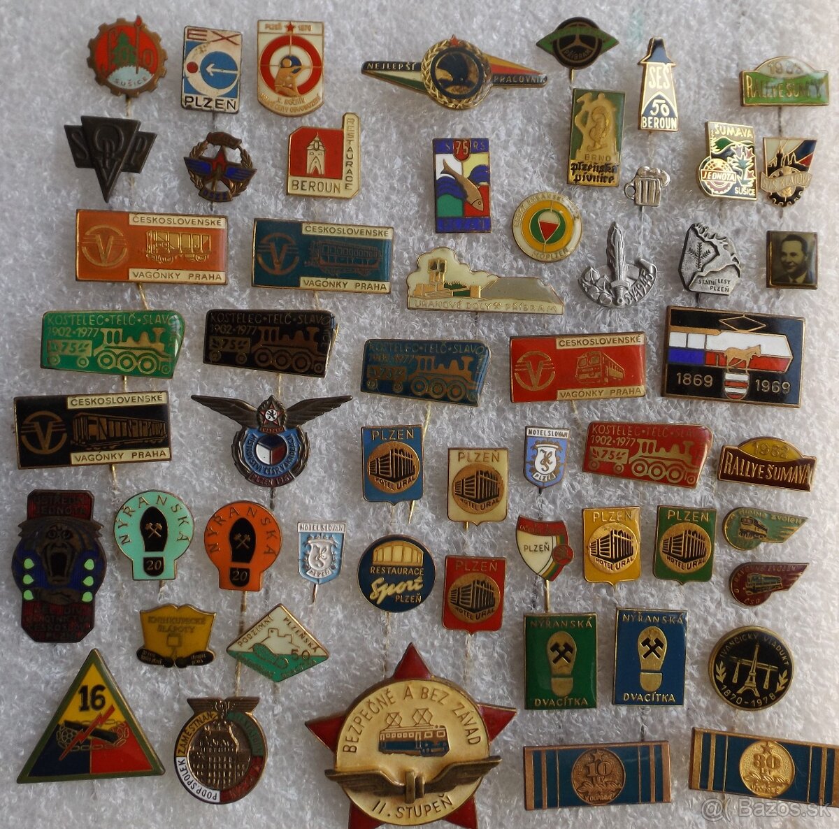 odznaky - rozličné druhy - 18