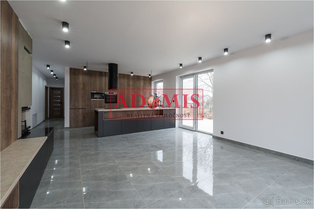 ADOMIS - predám 6-izbová NOVOSTAVBA,Ortáše 607m2,garáž, iba - 18