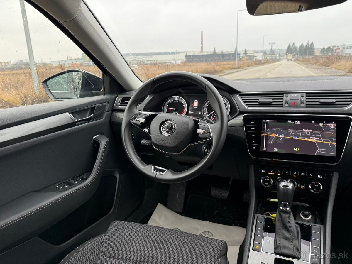 Škoda Superb Combi 2.0 TDI STYLE 4x4 - 18