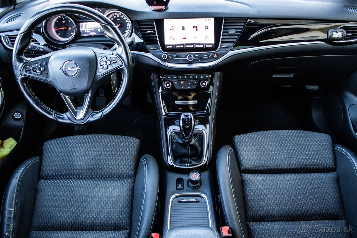 Opel Astra Sport Tourer ST 1.6 CDTI - 18