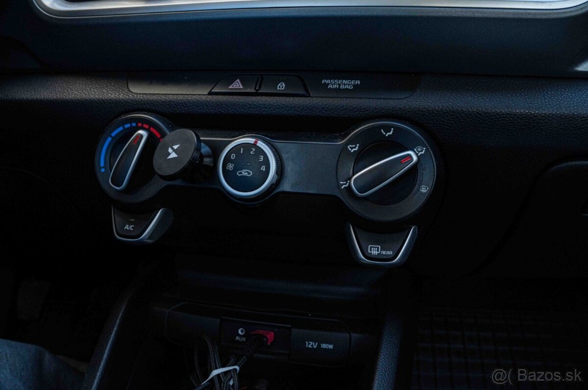 Kia Stonic 1.0 T-GDi Silver - 18