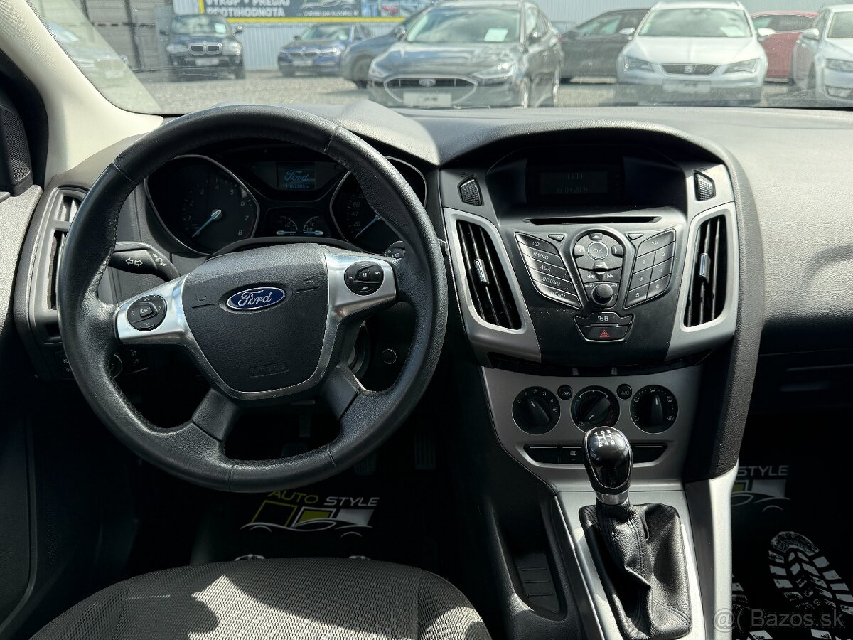 Ford Focus Kombi 1.0 EcoBoost Trend - 18