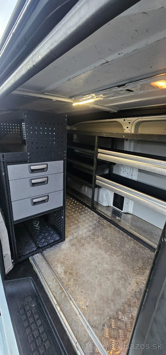 Peugeot Expert 2.0 HDI 125k L3H1 Long Vyhrev.sed- Ťažné 2020 - 18