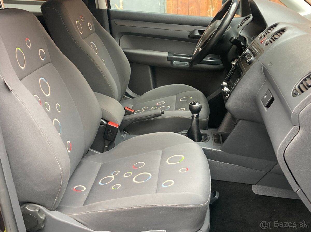 Volkswagen Caddy Maxi 2.0TDi 7 míst - 18