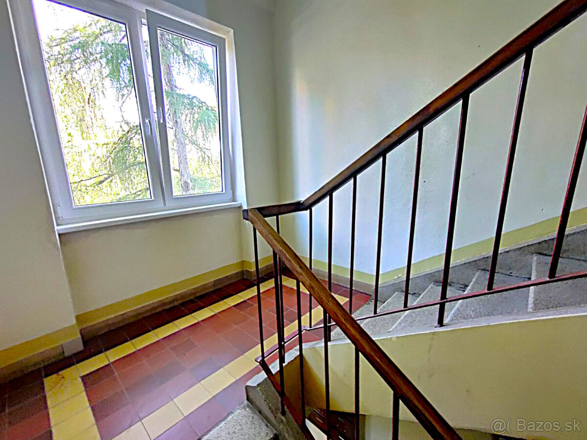 Zaujímavý TEHLOVÝ 2 i. Pohradová (Ďumbierska), OV, LO, 2p - 18