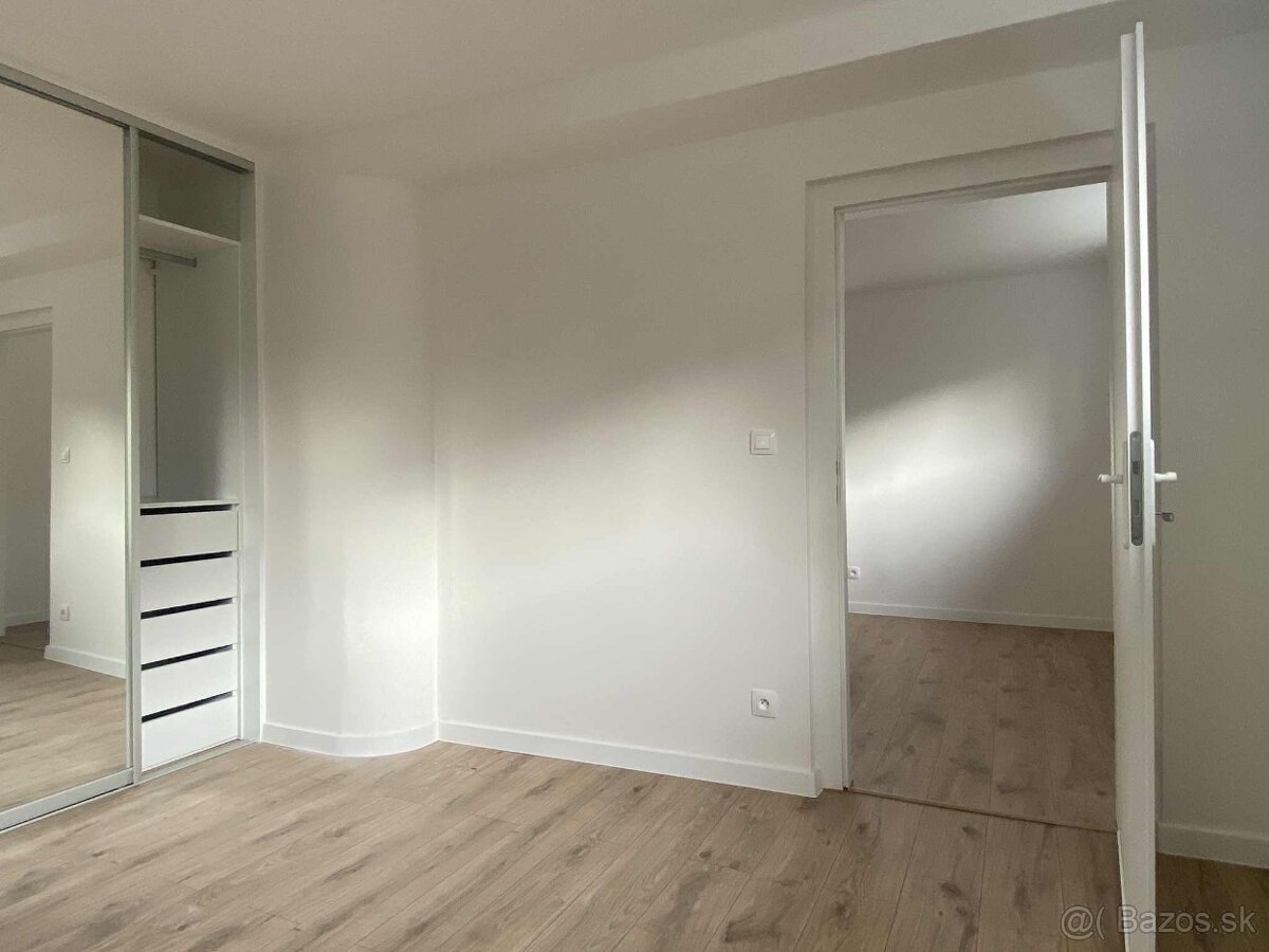 Priestranný 2-izb. byt na prenájom Staré Mesto - 18