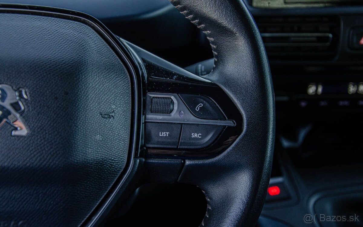 Peugeot Rifter 1.5 BlueHDi 130k Allure - 18