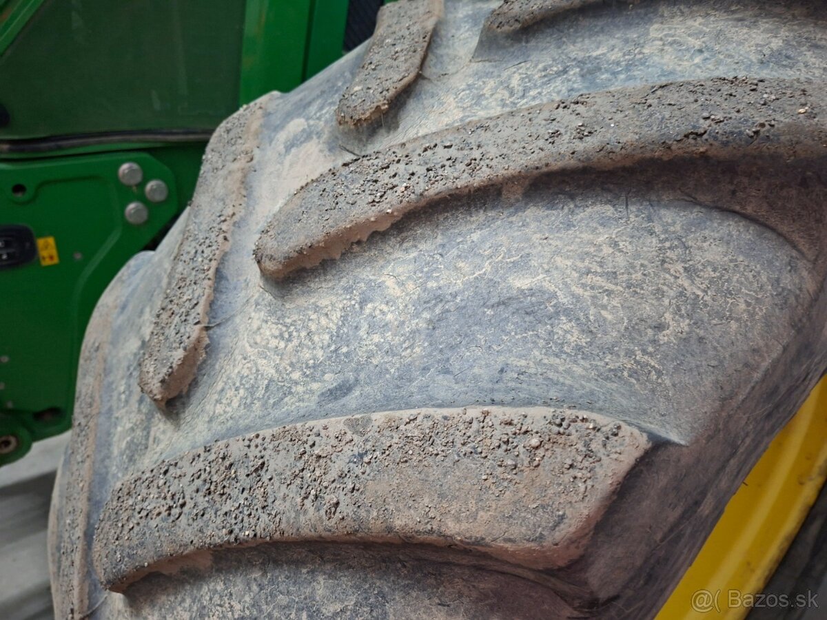 JOHN DEERE 6250 R 4X4 - 18