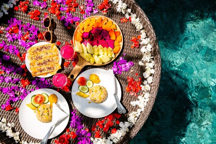 Raj na zemi - Moderná vila na Bali s bazénom a záhradou - [9 - 18