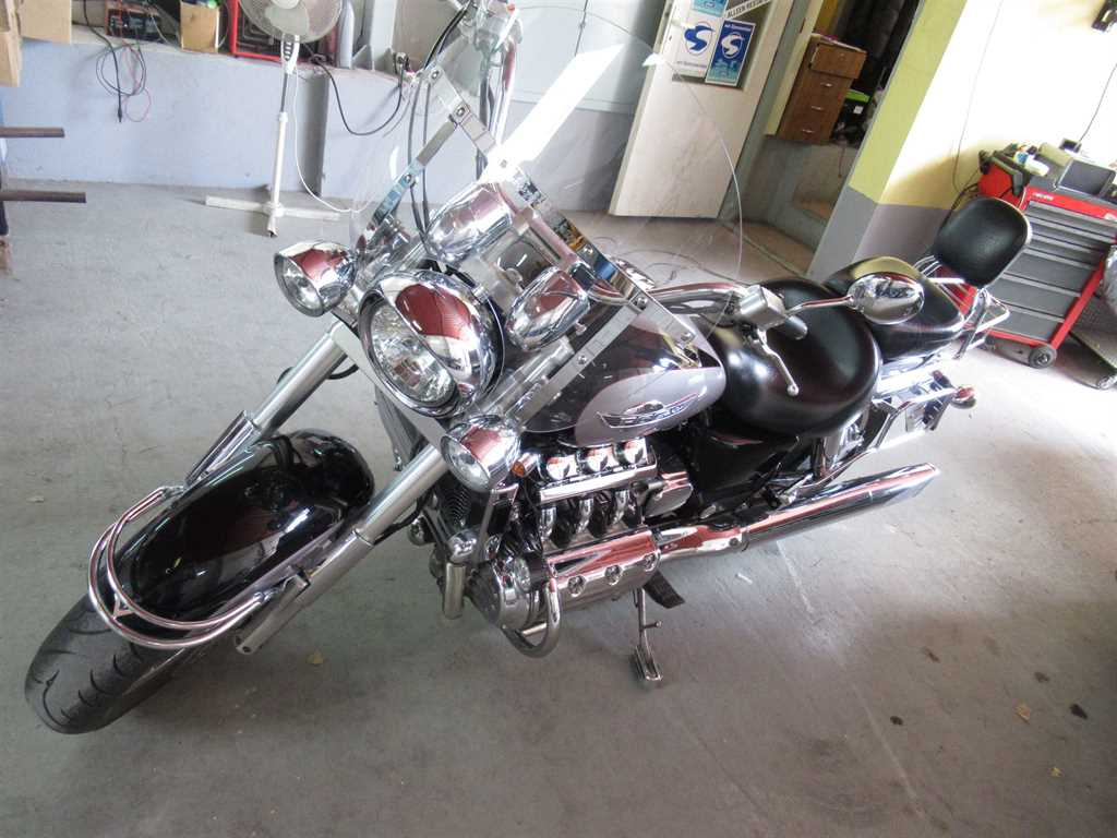 Honda Valkyrie CUSTOM - 18