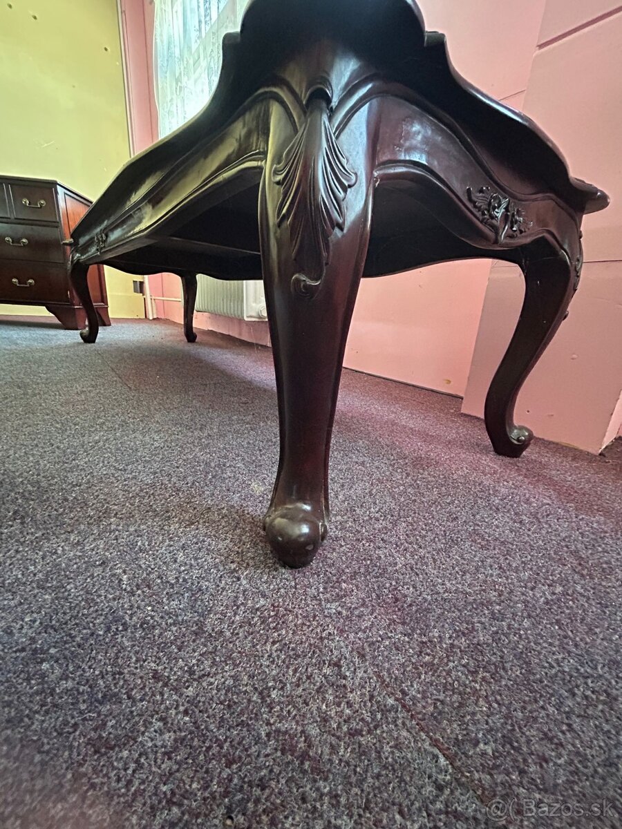Starožitný nábytek - 18