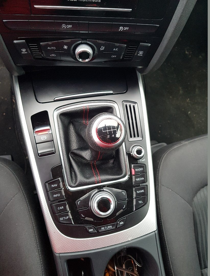 Radiaca páka HLINIK + PERFOROVANA KOŽA - 18