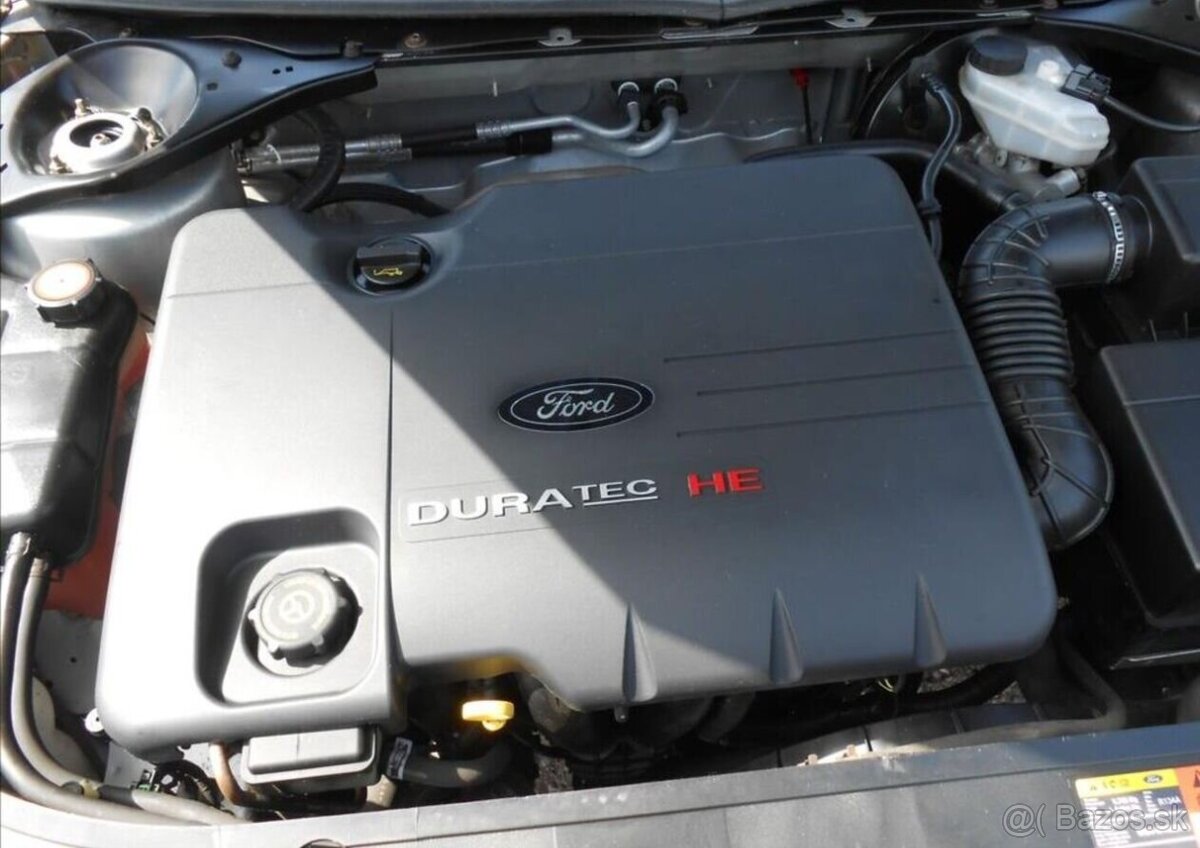 Ford Mondeo 1,8 92 kW Digiklima Serviska benzín - 18