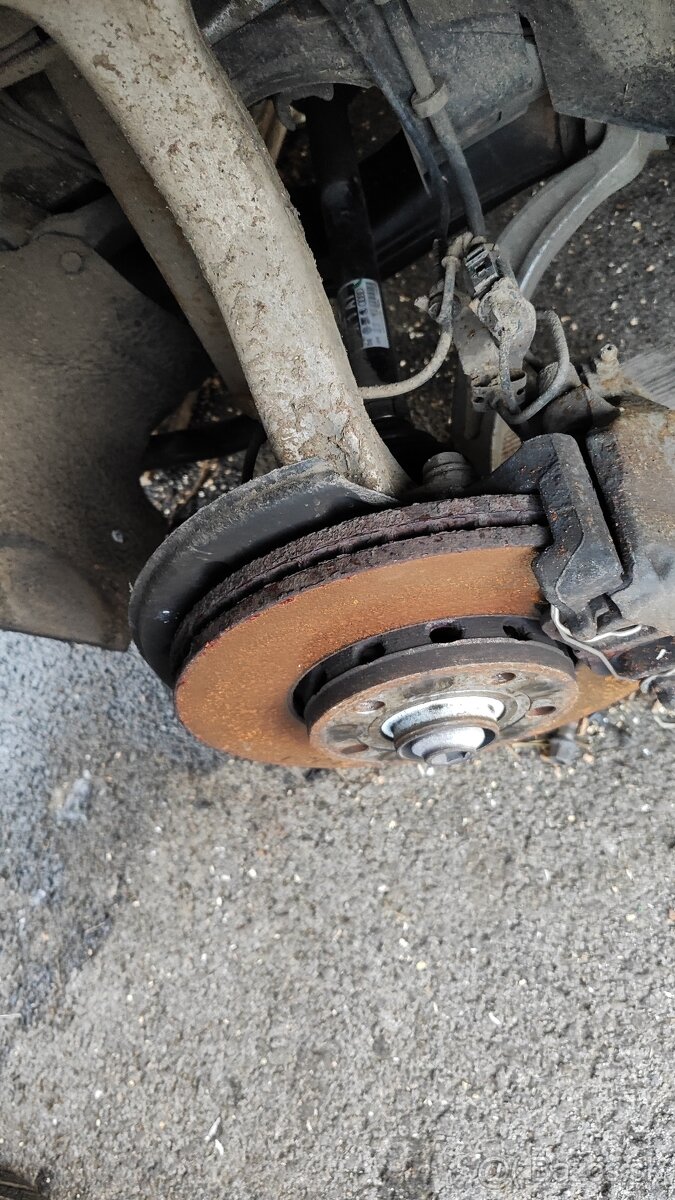 Diely originál z Audi A4 B7 2.0 tdi 103kw - 18