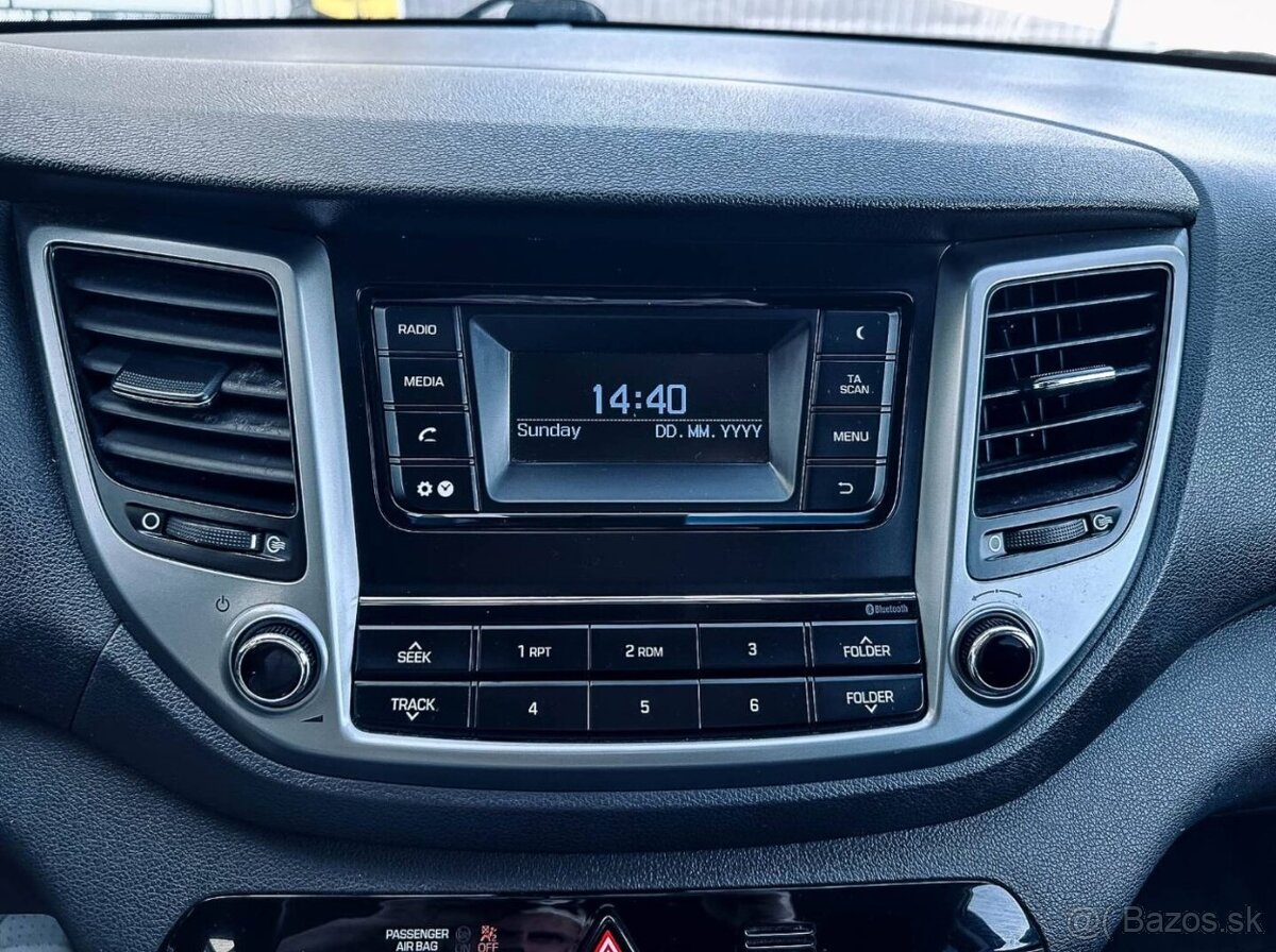 Hyundai Tucson 1.7 CRDi Family - 18