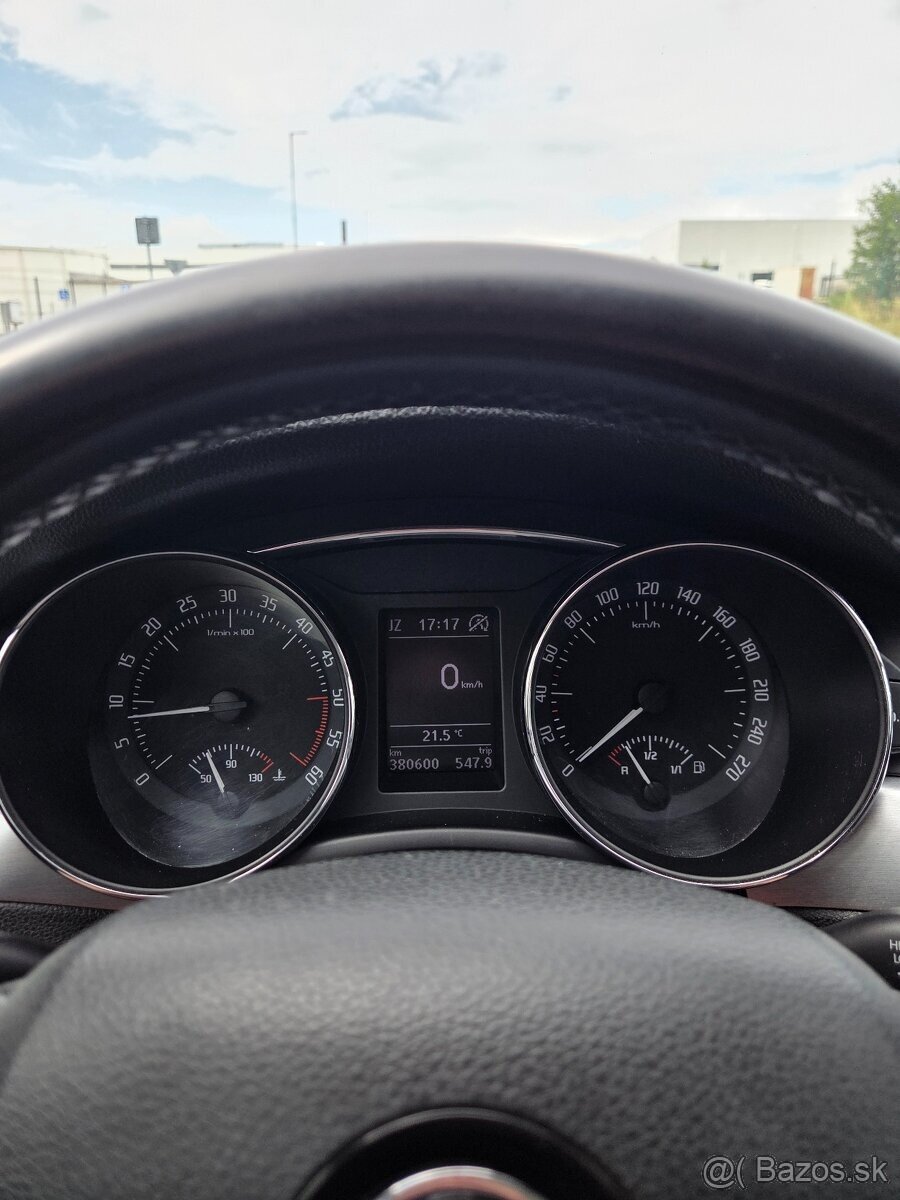 Škoda Superb 2.0TDI - 18
