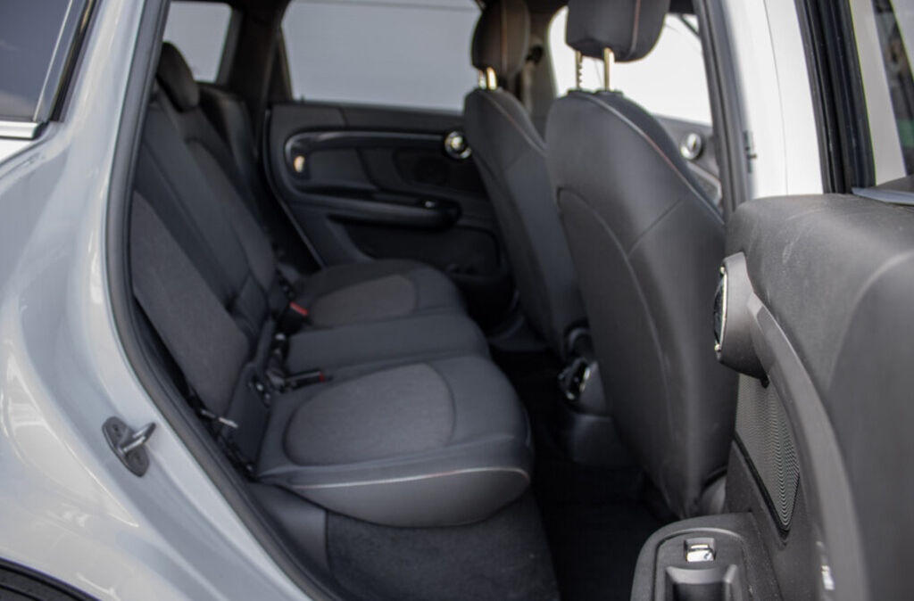 MINI Countryman SE ALL4 Plug-In Hybrid - 18