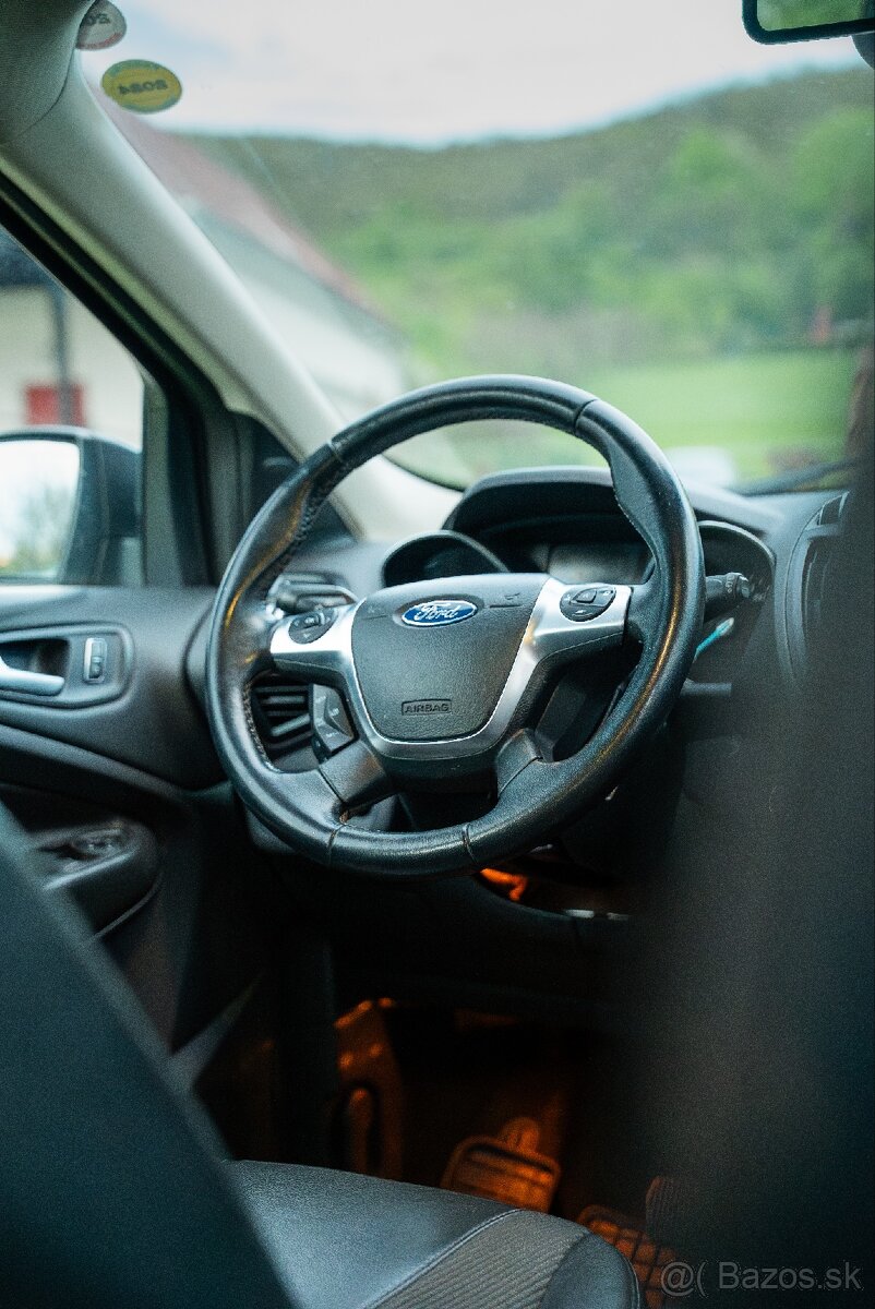 Ford Kuga 2.0 TDCi - 18