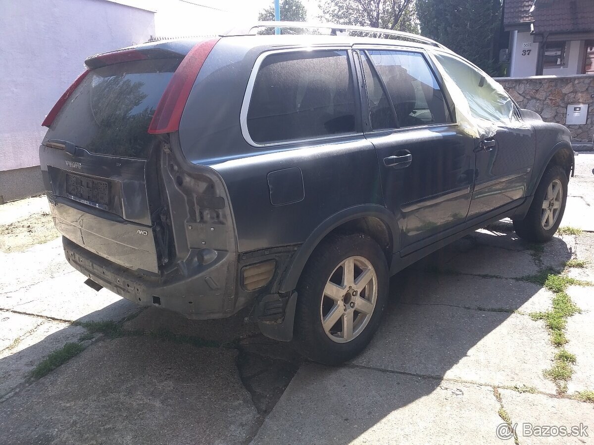 Rozpredam volvo xc90 136kw d5 rok 2006 - 18