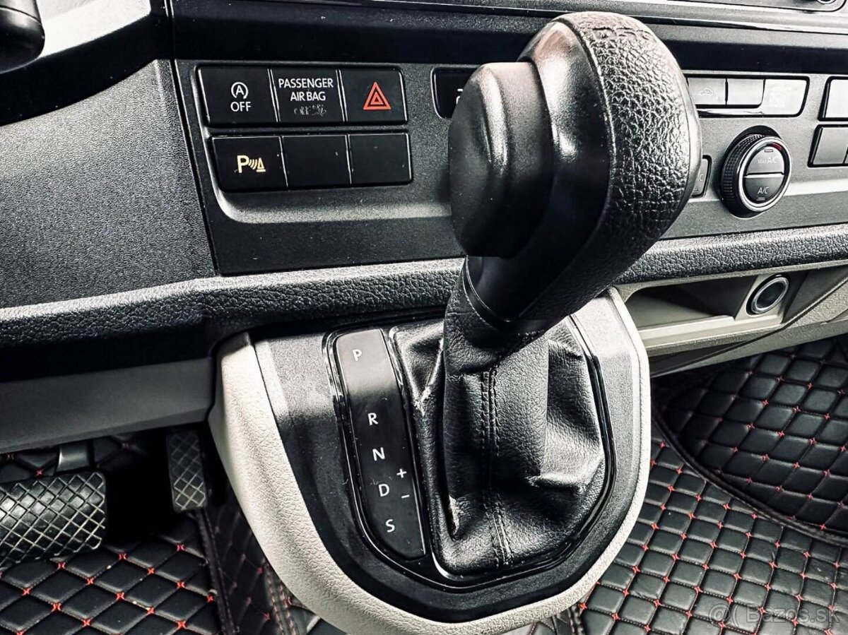 Volkswagen Caravelle T5 2.0 tdi 110kw - 18