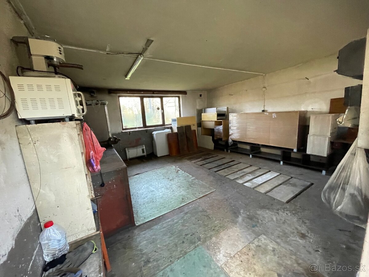 Rodinný dom na bývanie, podnikanie 475 m² - Stará Ľadoveň - 18