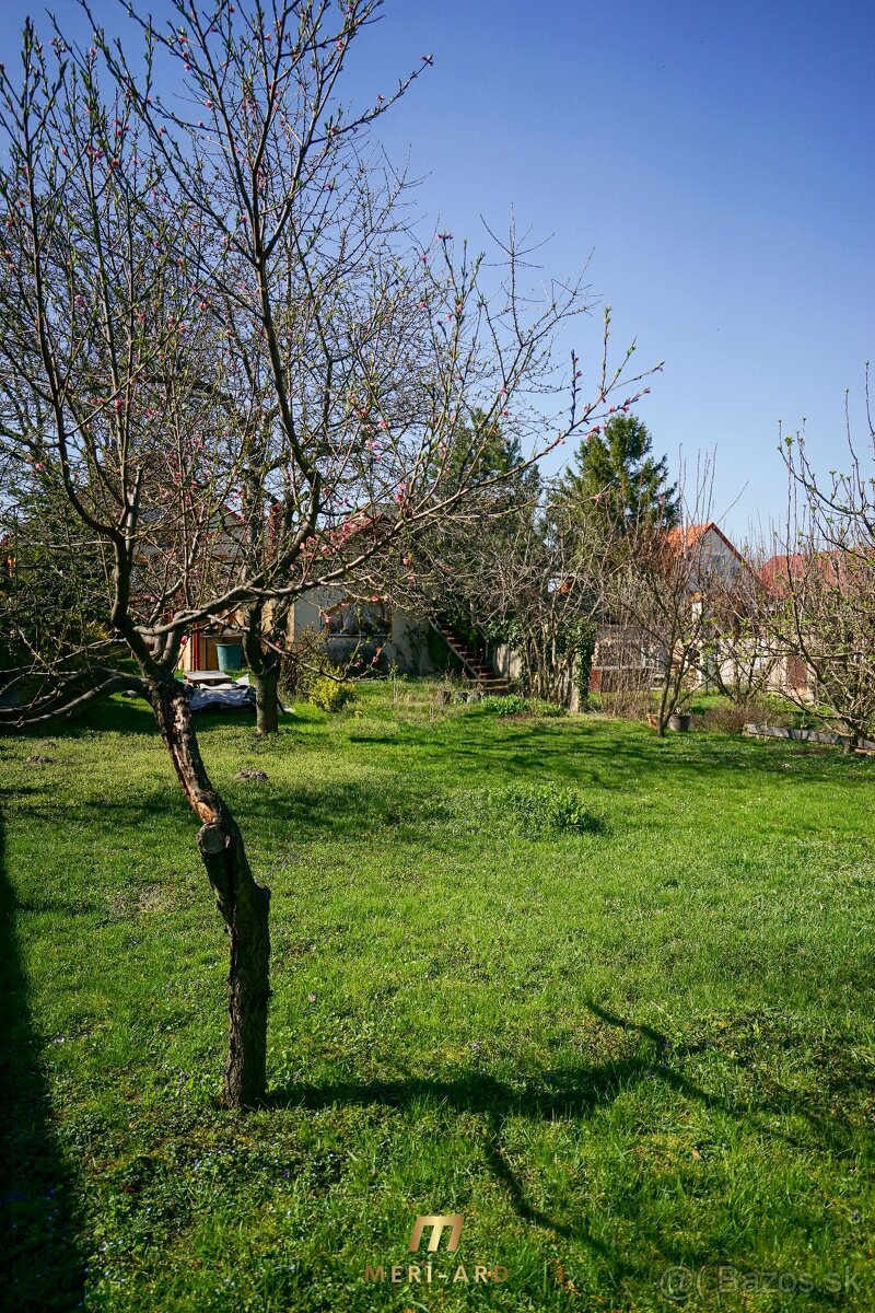 Dvojgeneračný podpivničený dom,zimná záhrada, 2x garáž,Rajka - 18