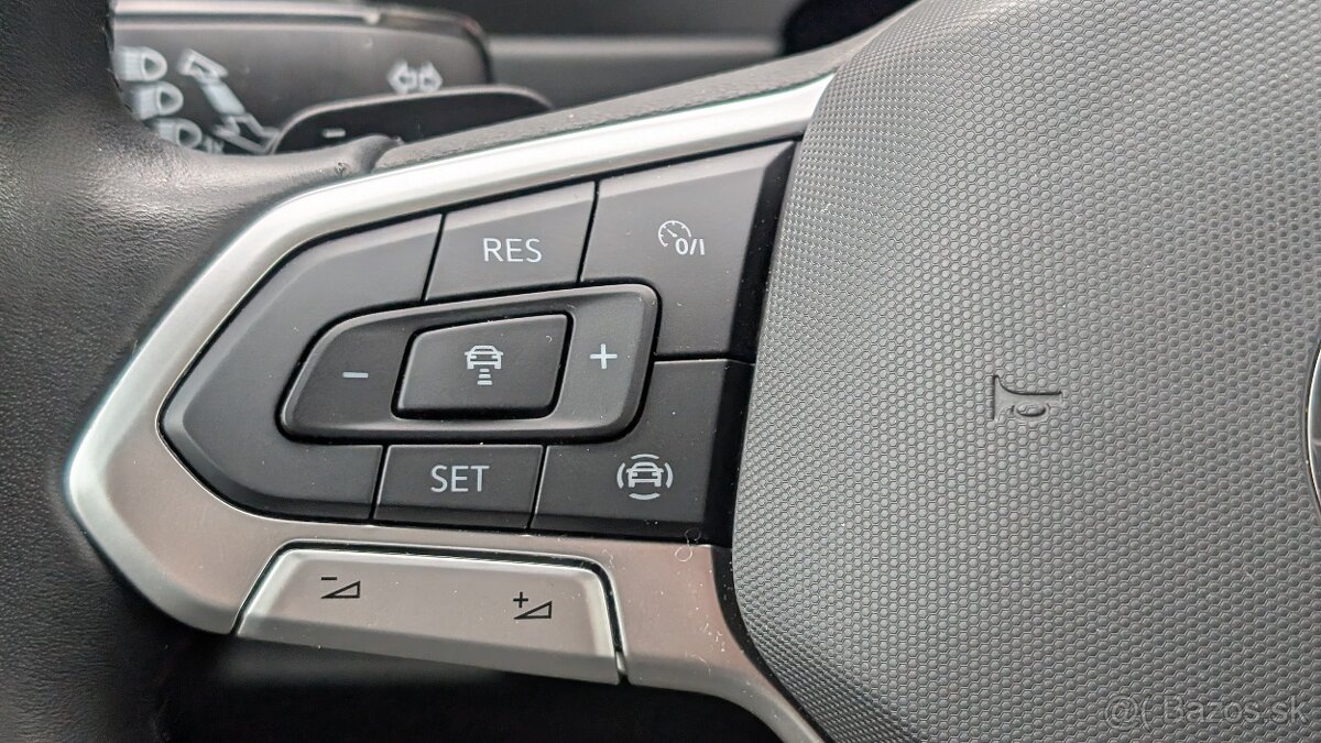 VOLKSWAGEN TIGUAN 2.0 TDI 110KW - 18