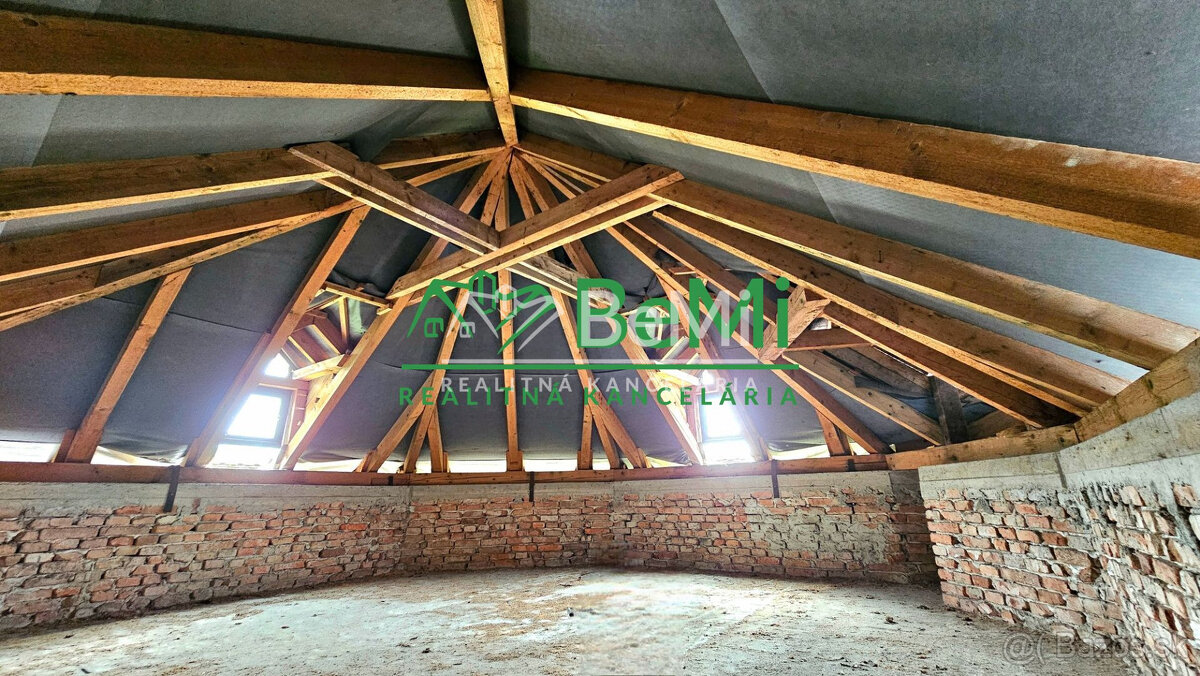 INVESTIČNÁ BUDOVA PRI MAĎARSKÝCH HRANICIACH - NA PREDAJ - 18