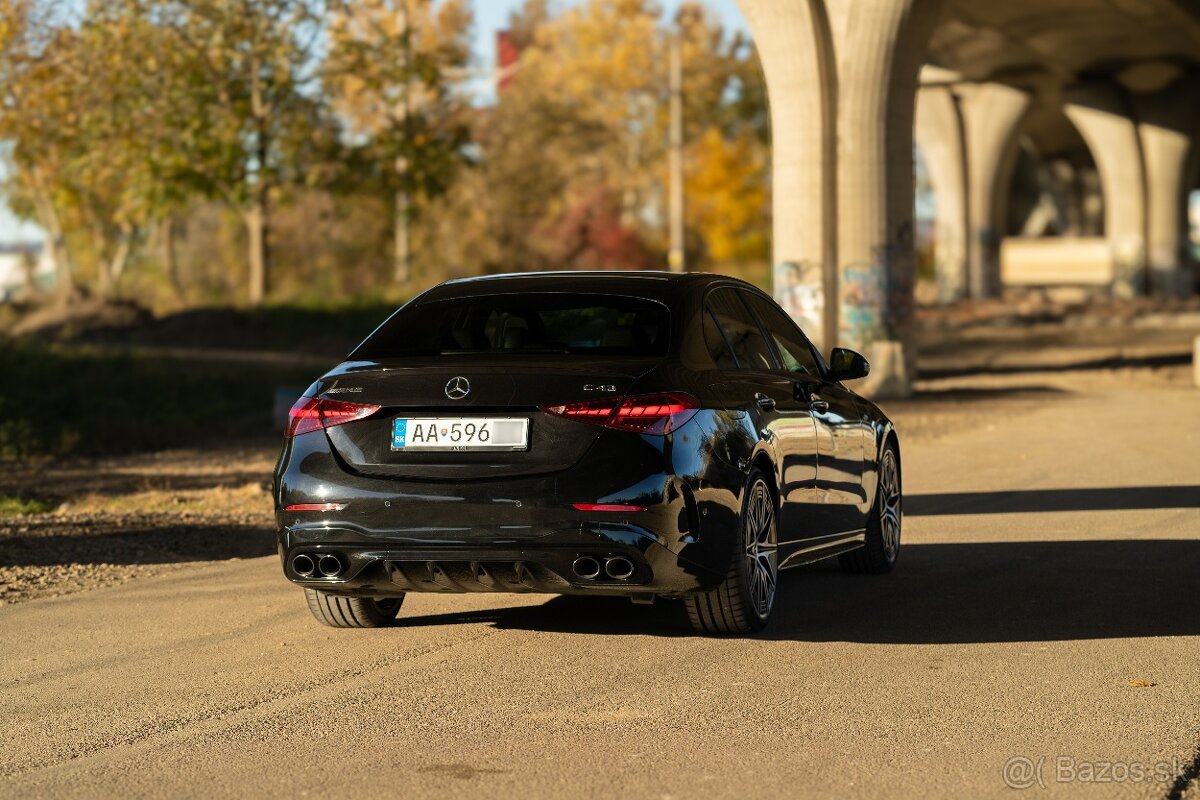 Mercedes C 43 AMG 4MATIC + - 18