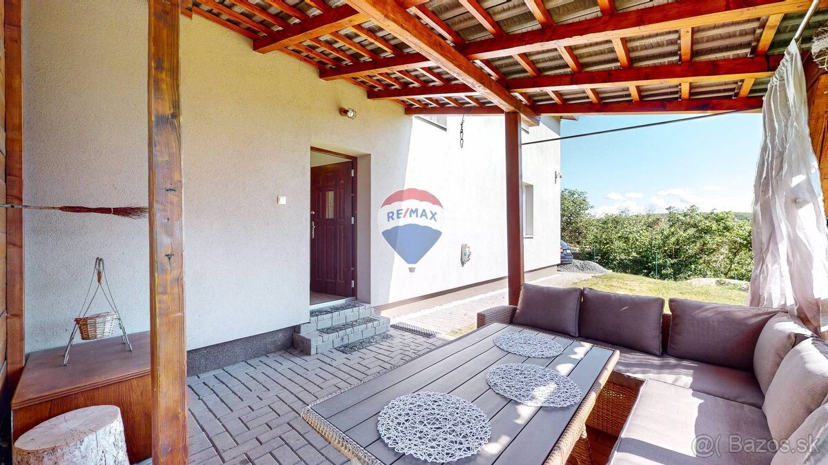 NOVOSTAVBA, Rodinný dom, 4+1izb, 696m2, +terasa, 6 min. od - 18