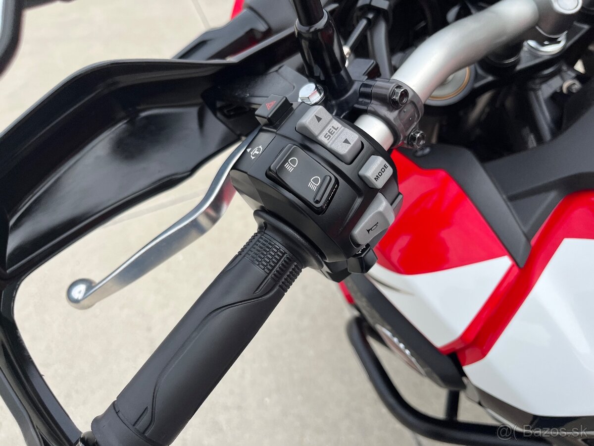 Honda Africa Twin CRF 1000 - 18