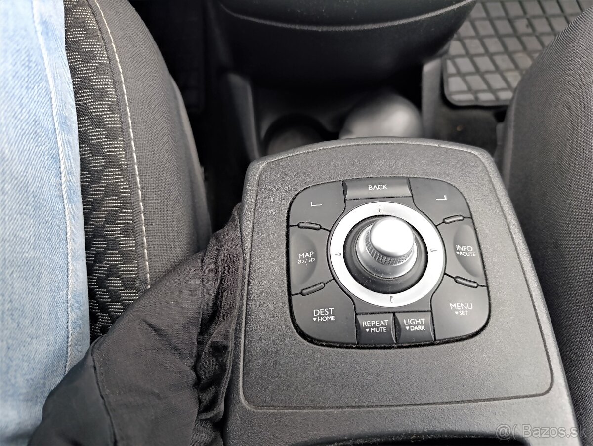 Renault Mégane Scénic - 18