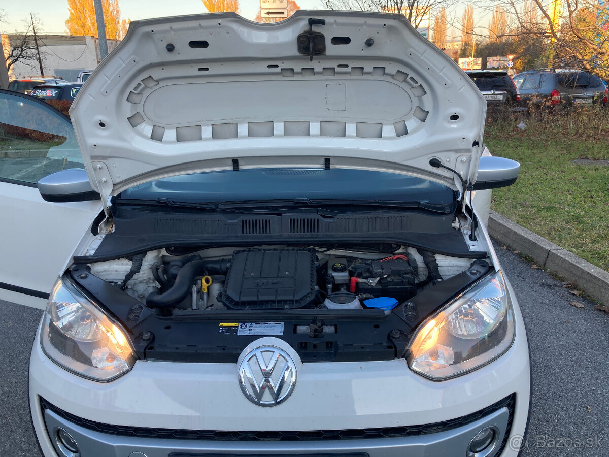 VW Up Cross, 75 k, r.v. 2016, 91 tis. km - 18