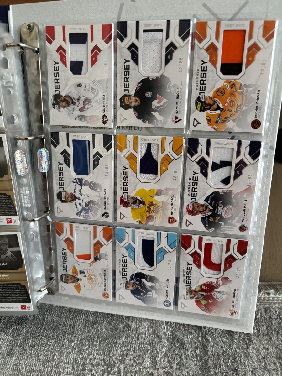 Hokejové kartičky - 18