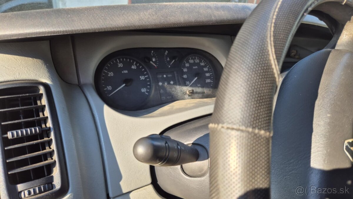 Renault Trafic 1,9DCI 74kw kód motora: F9QU7 - 18