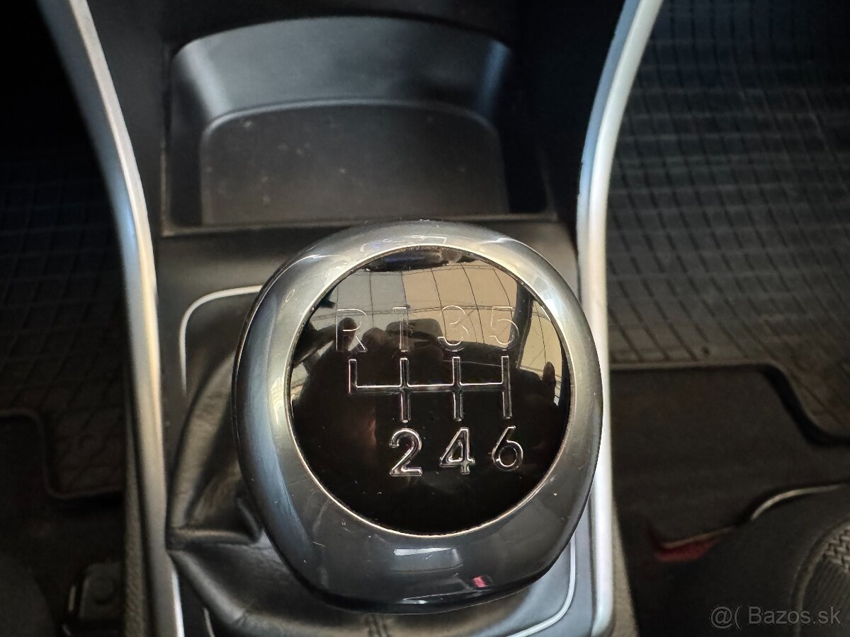 Hyundai i30 1.4i MPI DOHC CVVT Comfort - 18