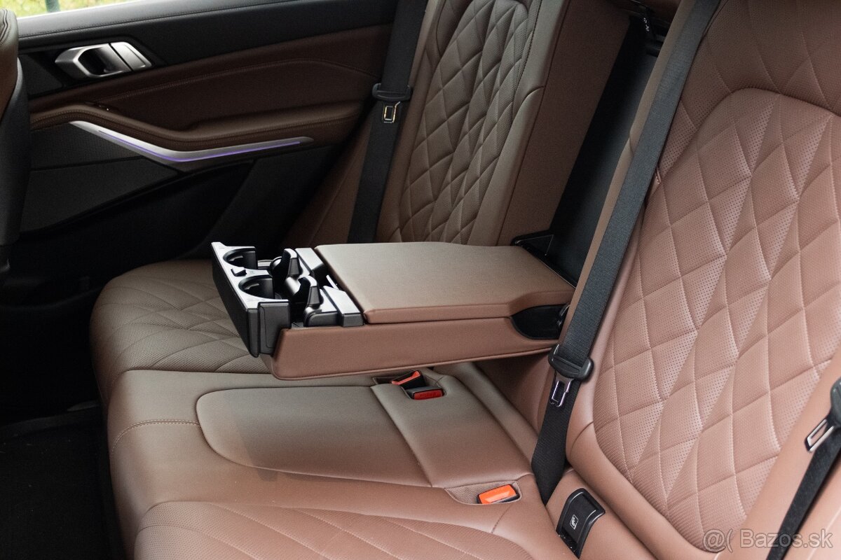 BMW X5 xDrive45e - 18