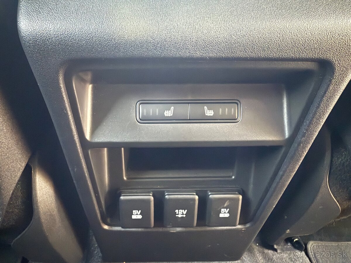 Land Rover Discovery Sport - 18