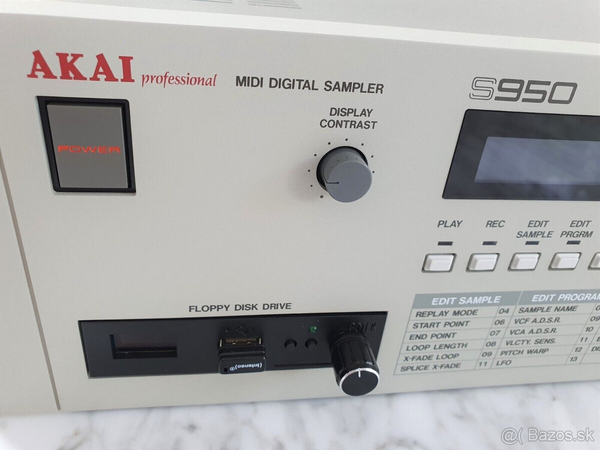 Sampler Akai S950 v perfektnom stave. - 18